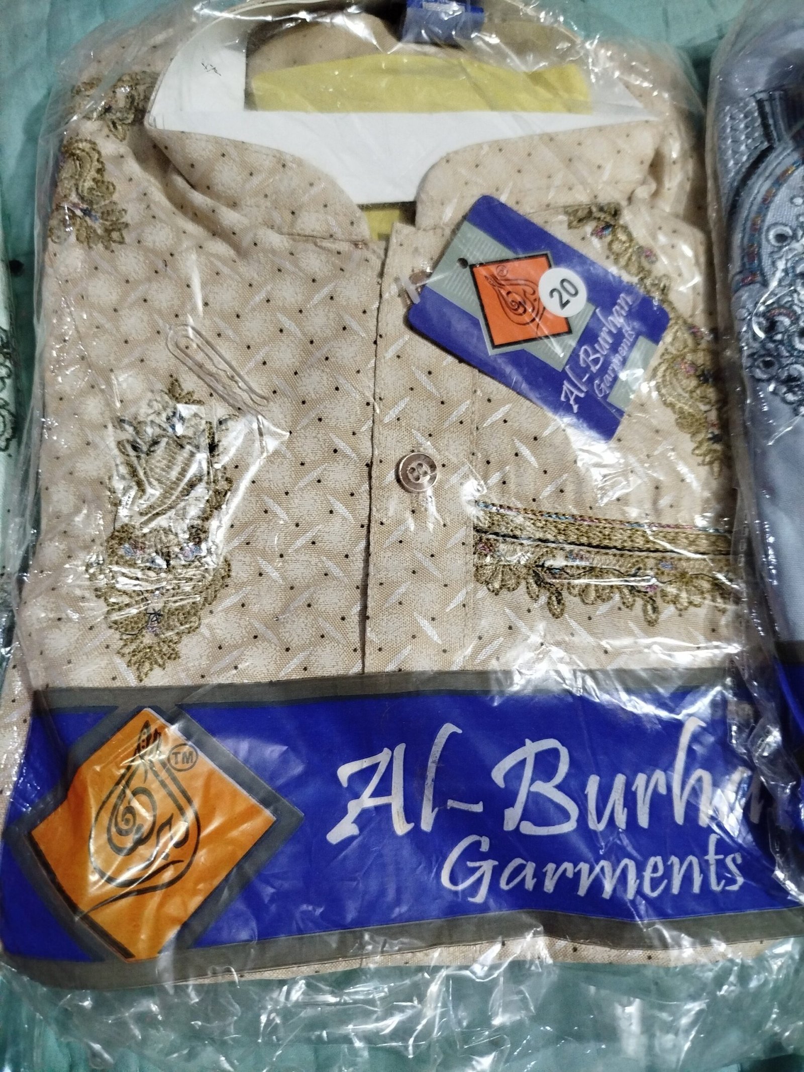 Embroidered Printed Lawn 2-3 years Kameez Shalwar For Baby Boy - Image 2